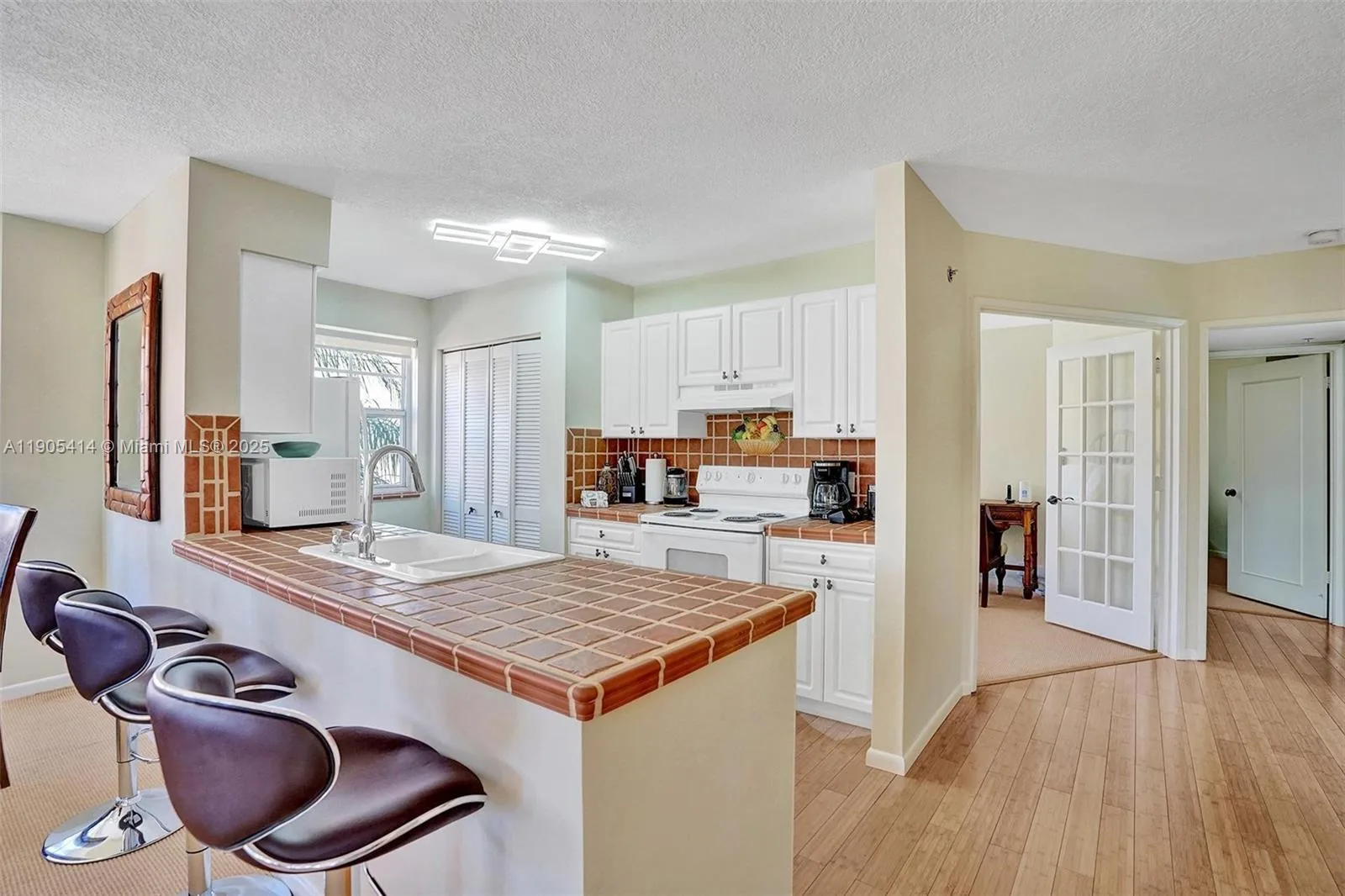 19877 E Country Club Dr # 3607, Aventura, FL 33180 photo 5
