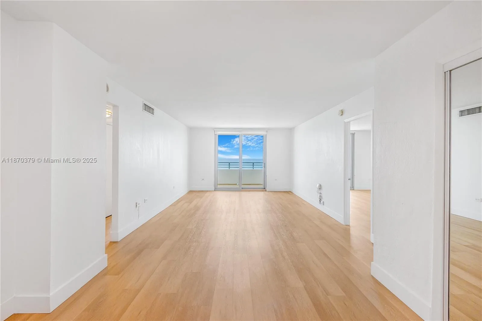 5555 Collins Ave # 16K, Miami Beach, FL 33140 photo 5