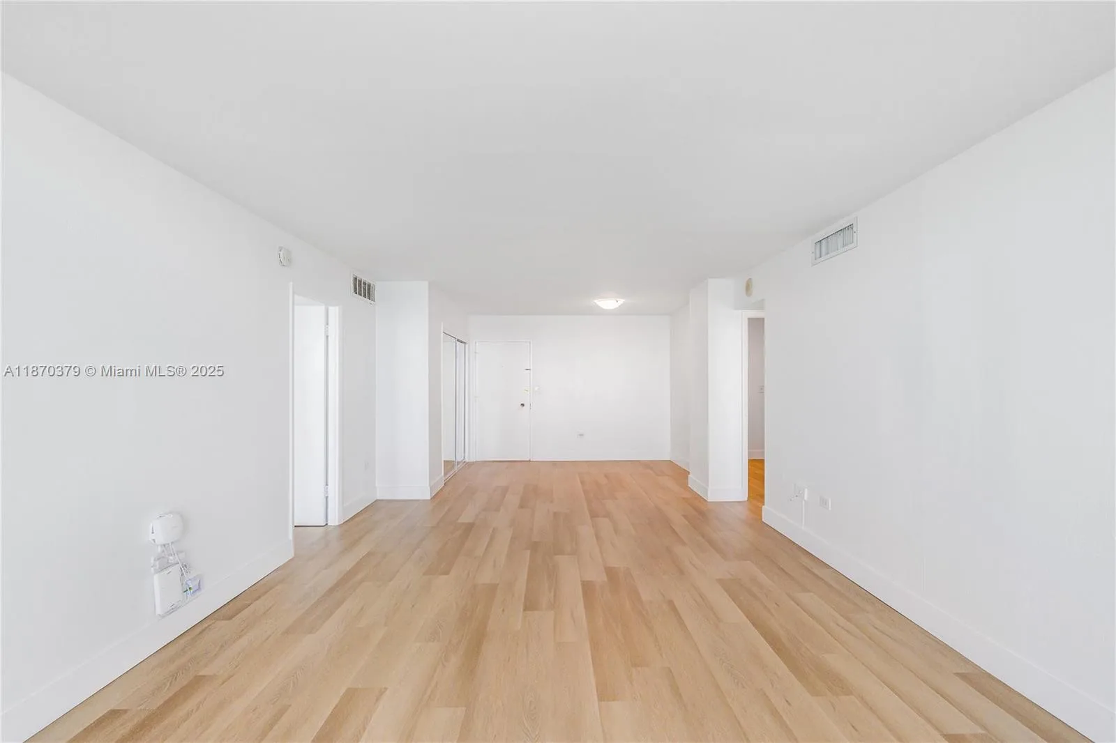 5555 Collins Ave # 16K, Miami Beach, FL 33140 photo 9