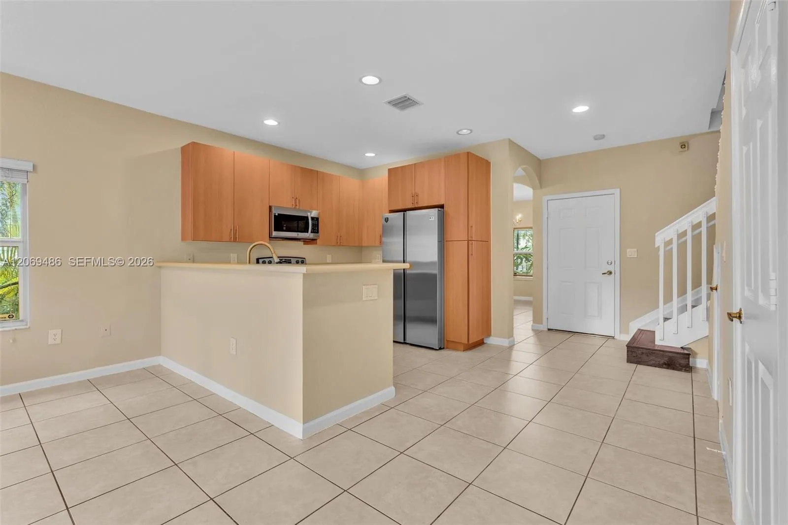 3102 NW 24th Way, Oakland Park, FL 33309 photo 4