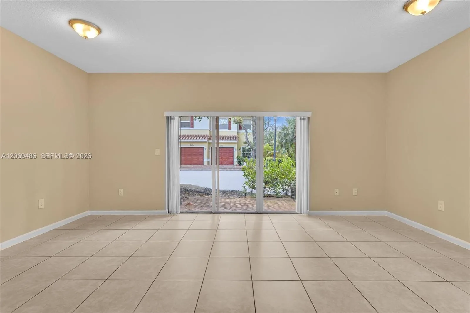 3102 NW 24th Way, Oakland Park, FL 33309 photo 5