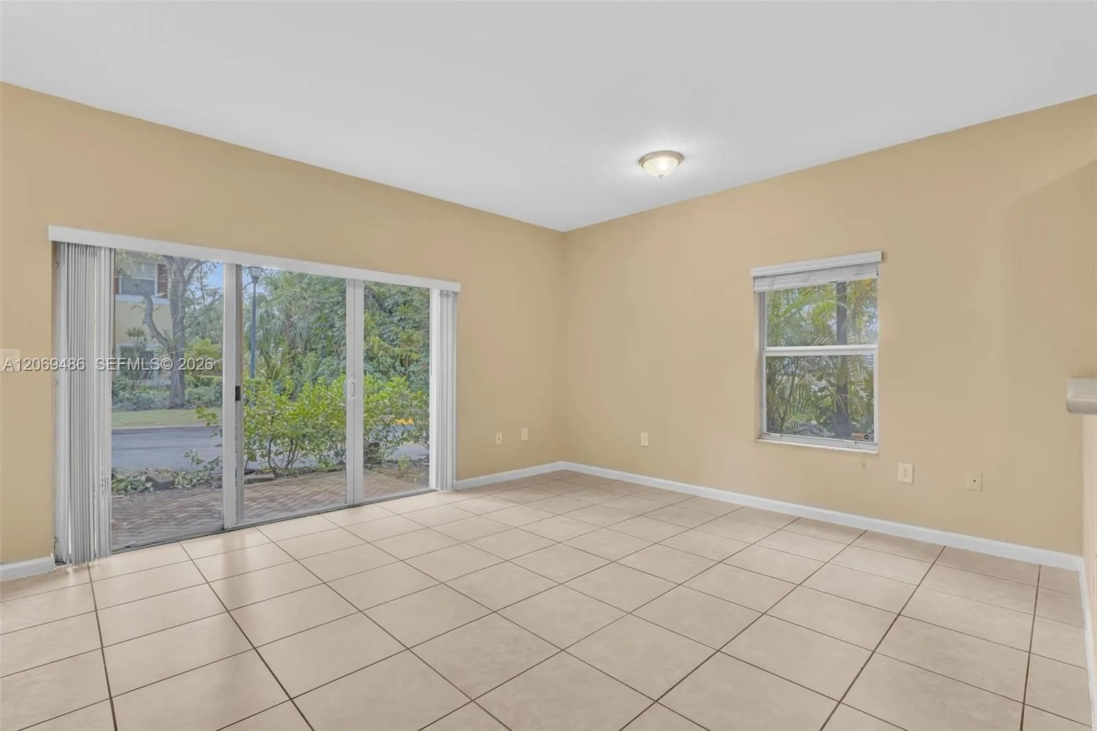 3102 NW 24th Way, Oakland Park, FL 33309 photo 6