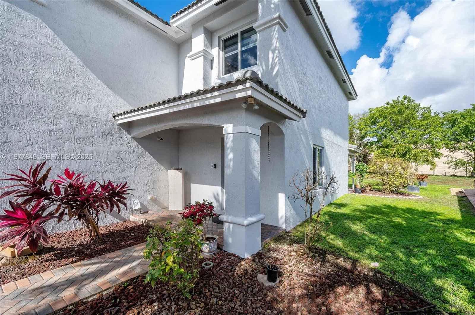 13391 SW 42nd St, Miramar, FL 33027 photo 2