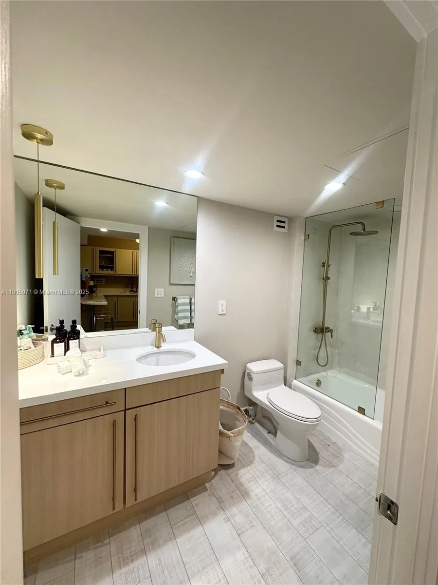 2301 Collins Ave # 836, Miami Beach, FL 33139 photo 13