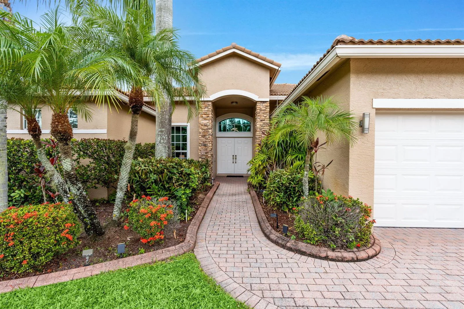 9919 Royal Cardigan Way, West Palm Beach, FL 33411 photo 3