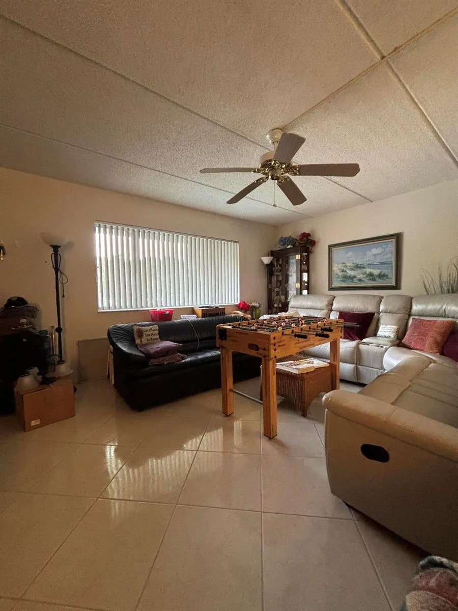 3100 Springdale Boulevard # 212, Palm Springs, FL 33461