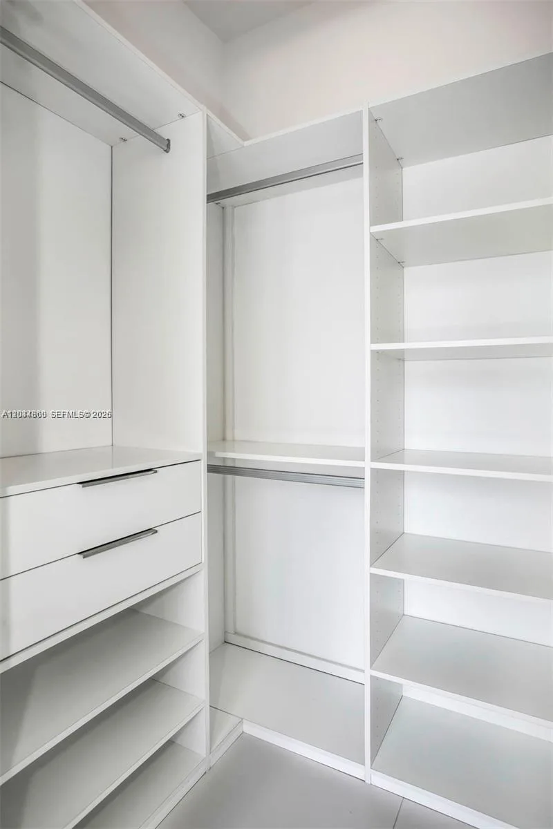 501 NE 31st St # 204, Miami, FL 33137 photo 13