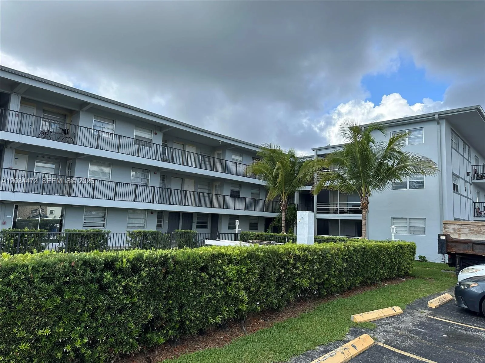 1100 NE 1st Ct # 219, Hallandale Beach, FL 33009