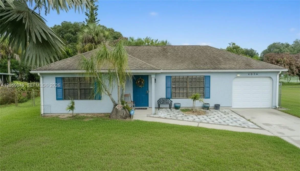 4016 E Sunflower Circle, La Belle, FL 33935