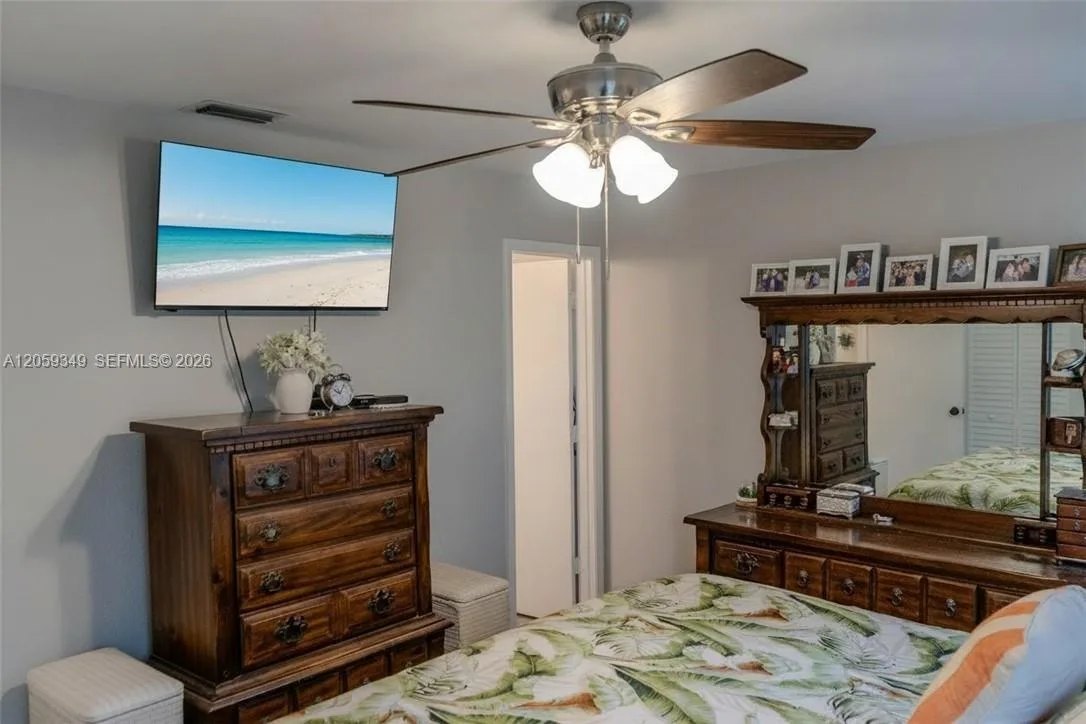 4016 E Sunflower Circle, La Belle, FL 33935 photo 6