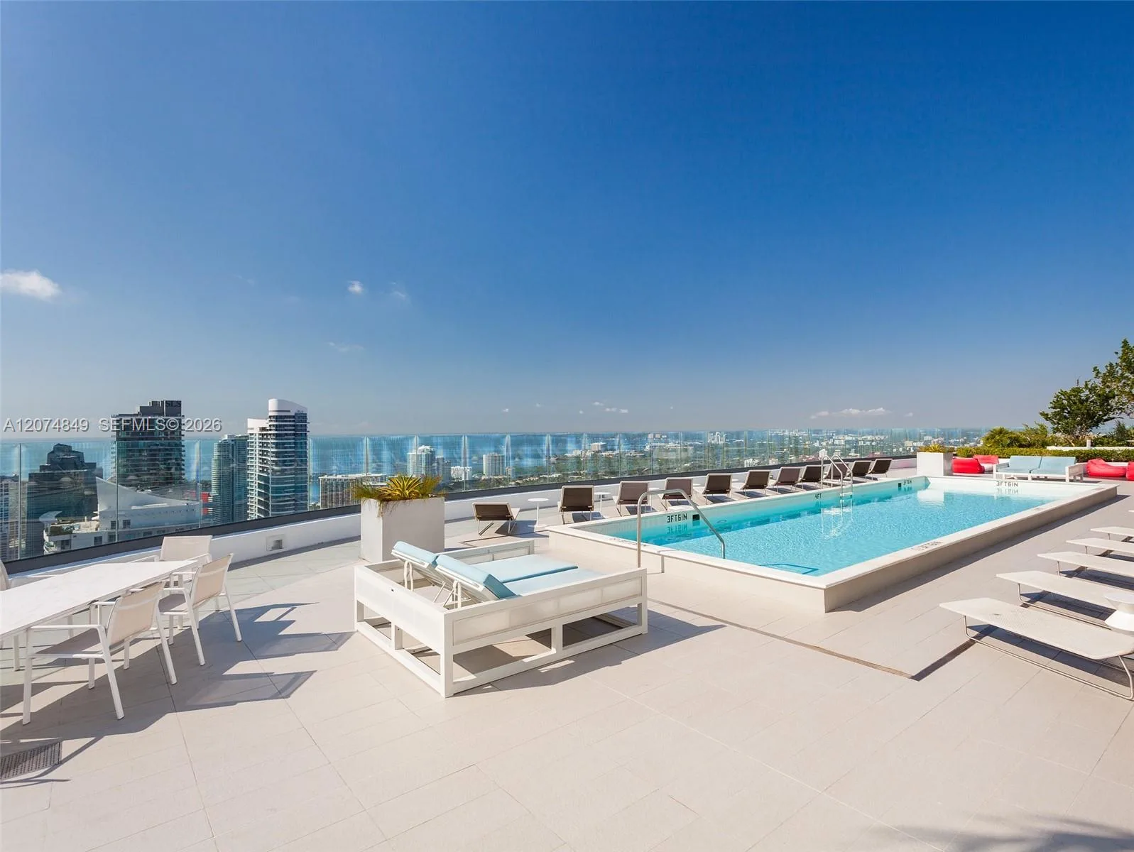 55 SW 9th St # 4409, Miami, FL 33130 photo 11