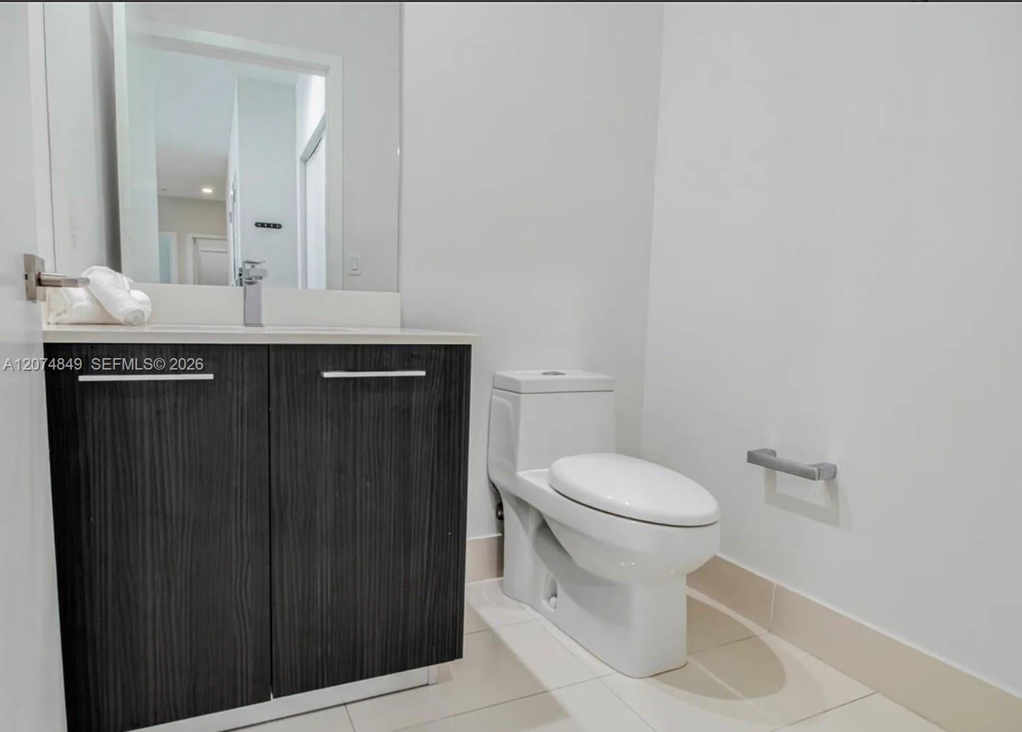 55 SW 9th St # 4409, Miami, FL 33130 photo 7