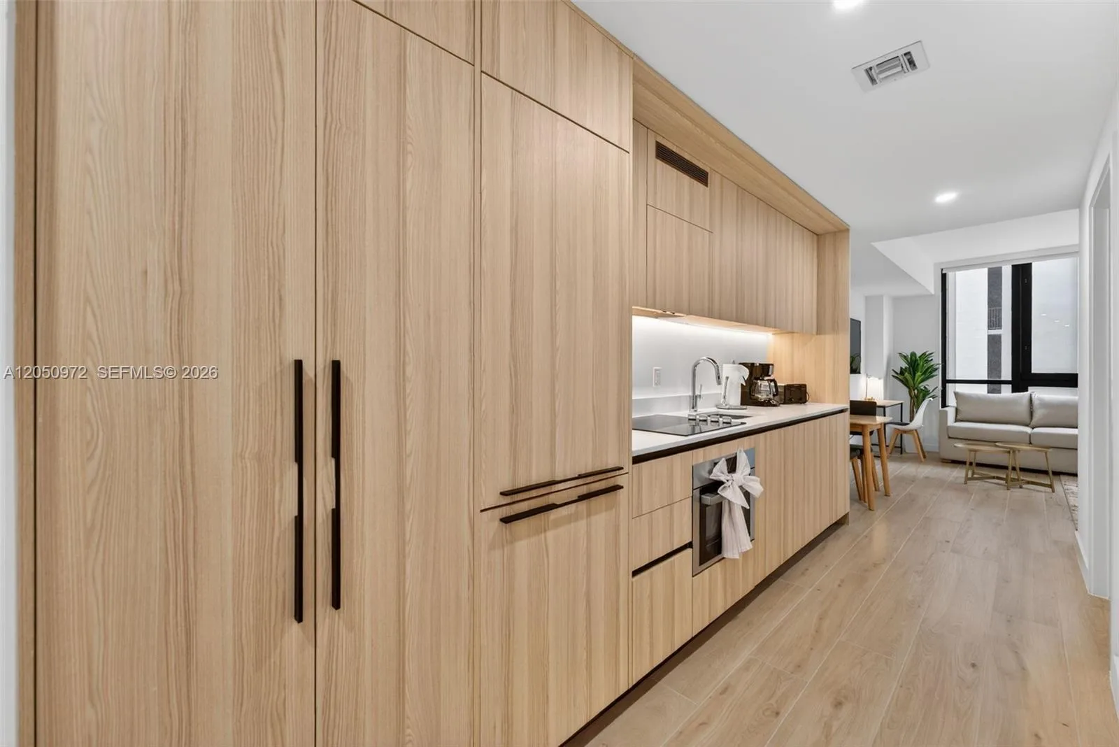 225 N Miami Ave # 308, Miami, FL 33128 photo 4