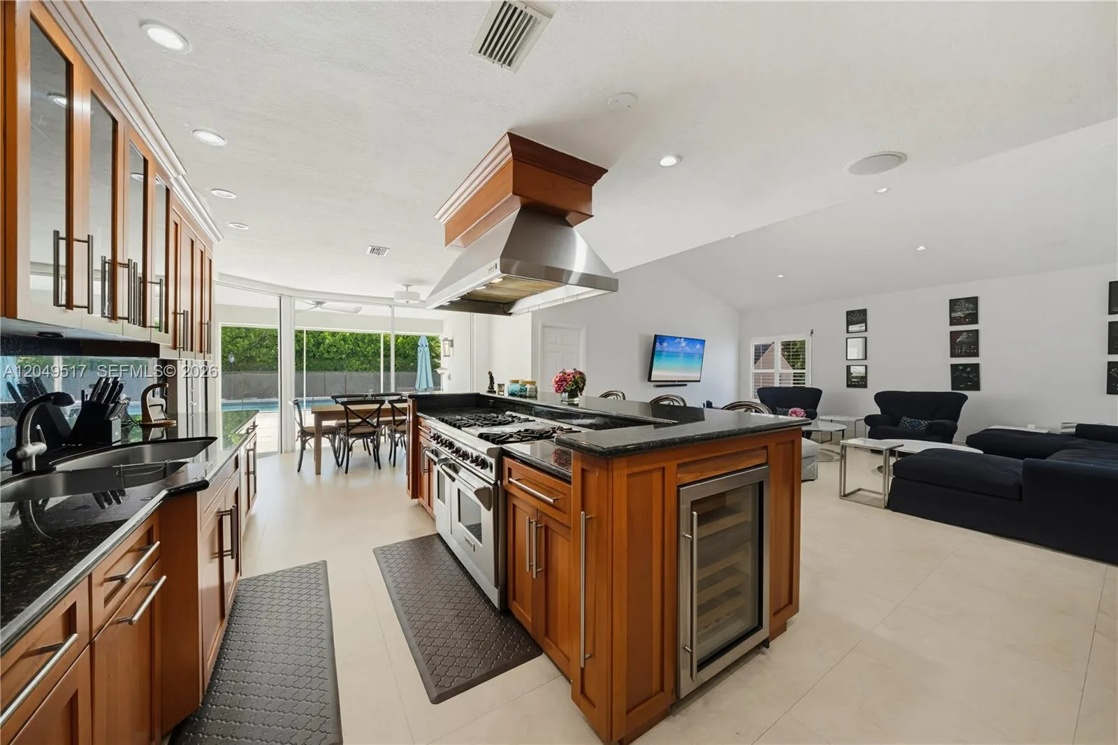 14601 Pompano Dr, Coral Gables, FL 33158 photo 11