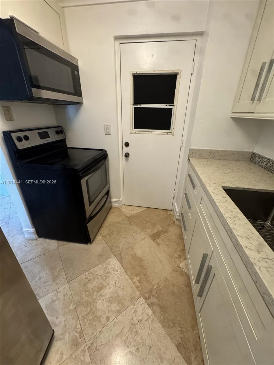 1407 NE 56th St # 316, Fort Lauderdale, FL 33334