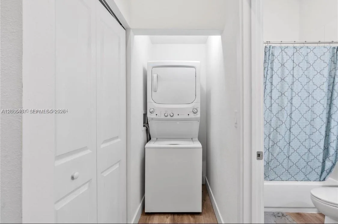 830 SE 14th St # 1, Fort Lauderdale, FL 33316 photo 6