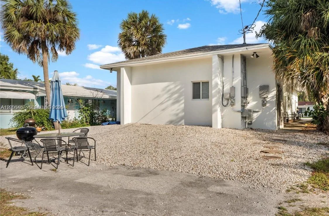 830 SE 14th St # 1, Fort Lauderdale, FL 33316 photo 8