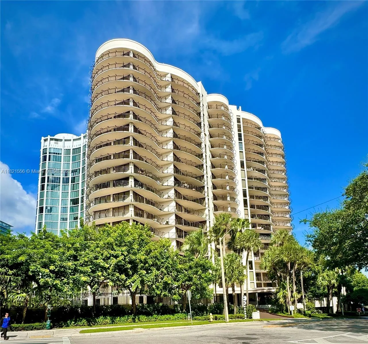 Grove Towers – photo 21
