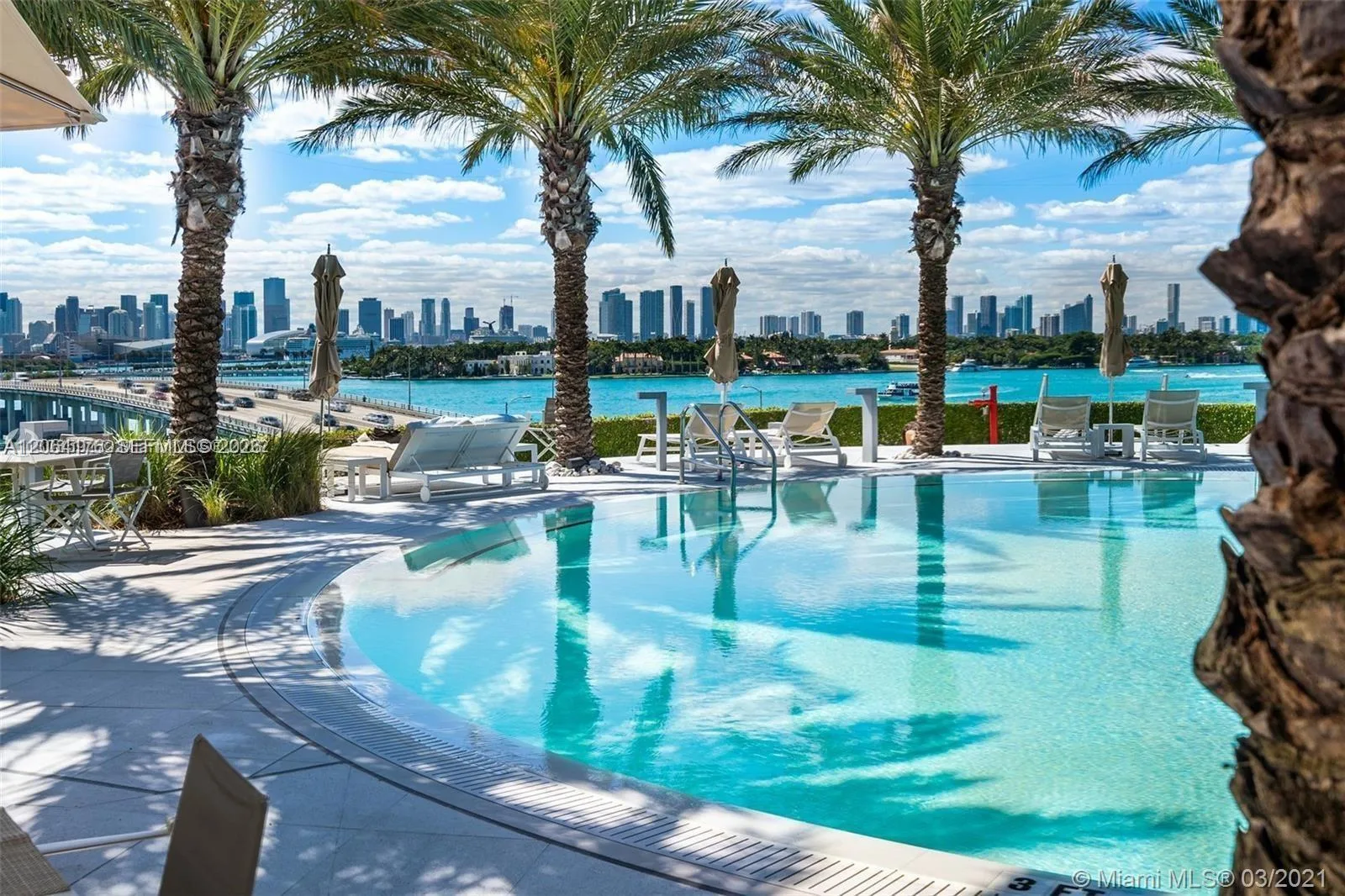 450 Alton Rd # 1904, Miami Beach, FL 33139