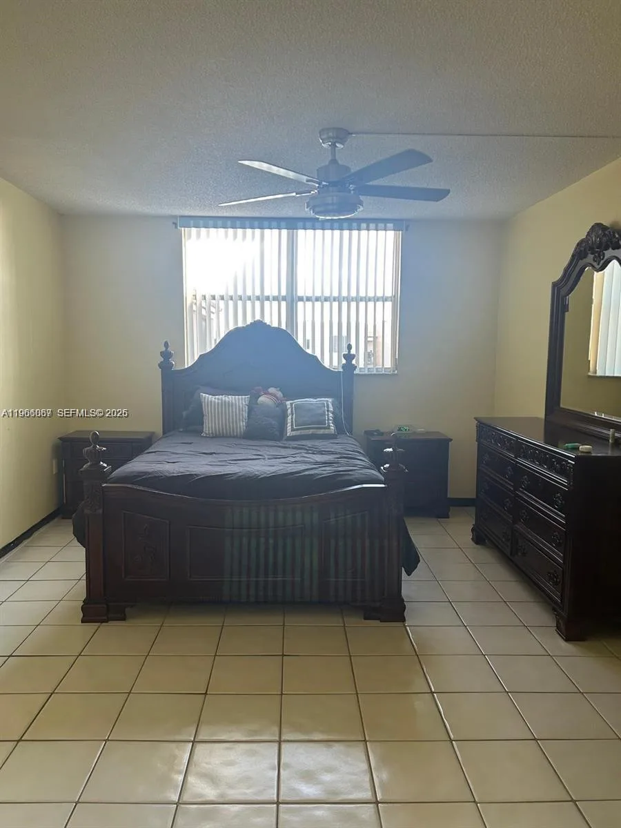 2840 Somerset Dr # 400M, Lauderdale Lakes, FL 33311 photo 12