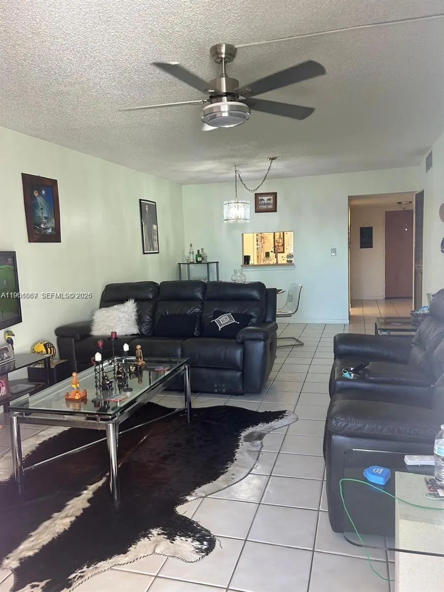2840 Somerset Dr # 400M, Lauderdale Lakes, FL 33311 photo 5