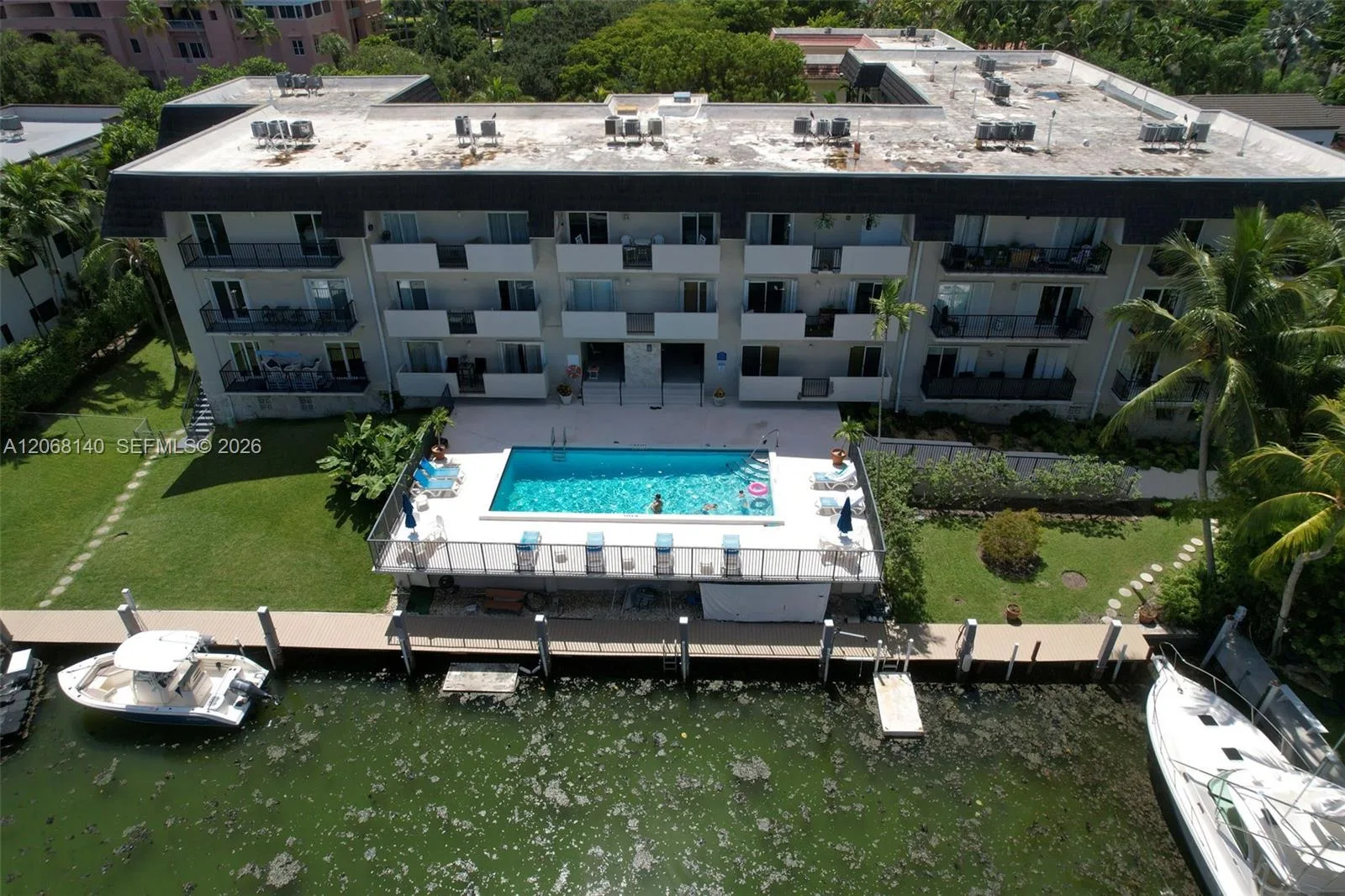 6815 Edgewater Dr # 301, Coral Gables, FL 33133