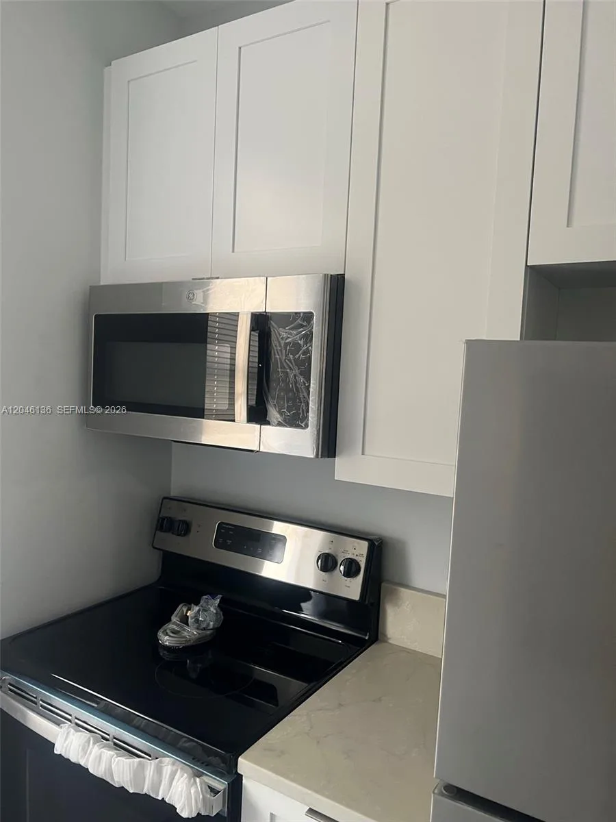 1450 SW 4th St # 3, Miami, FL 33135 photo 2