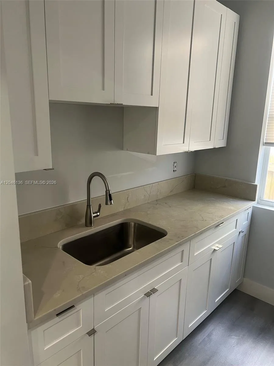 1450 SW 4th St # 3, Miami, FL 33135 photo 3
