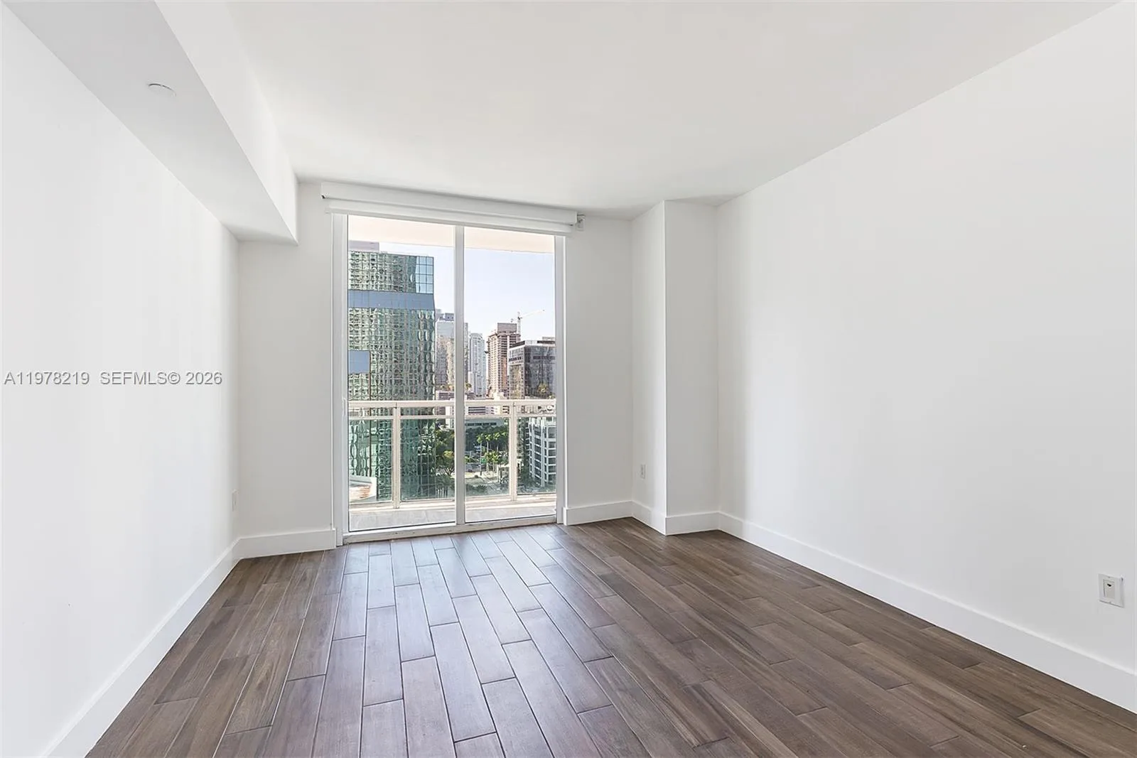 951 Brickell Ave # 1711, Miami, FL 33131 photo 10
