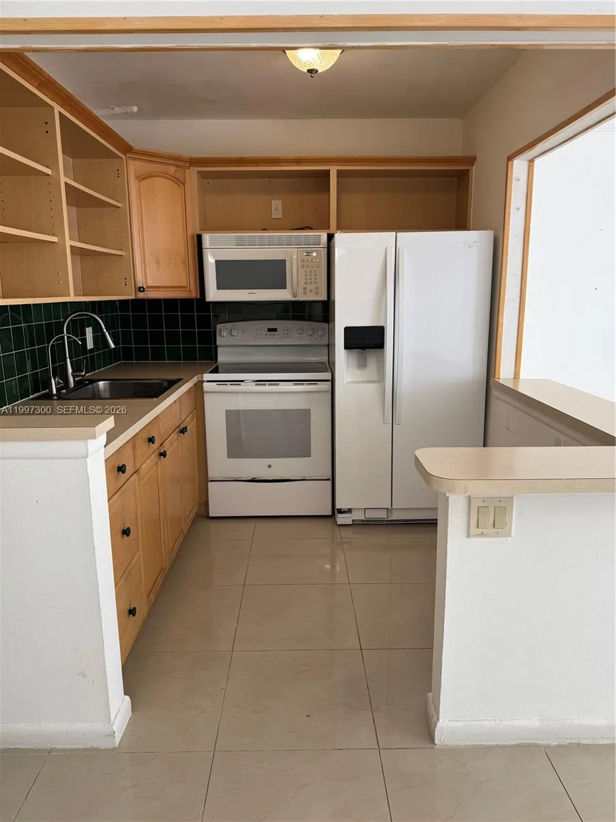 162 Westbury J # 162, Deerfield Beach, FL 33442