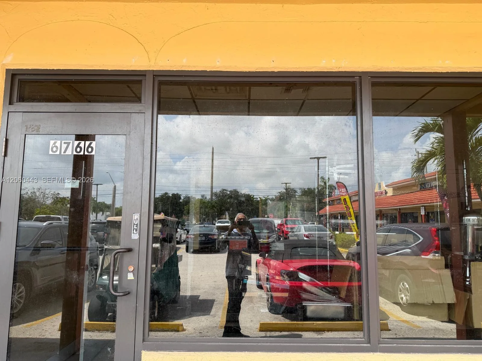 6766 Stirling Rd, Davie, FL 33024