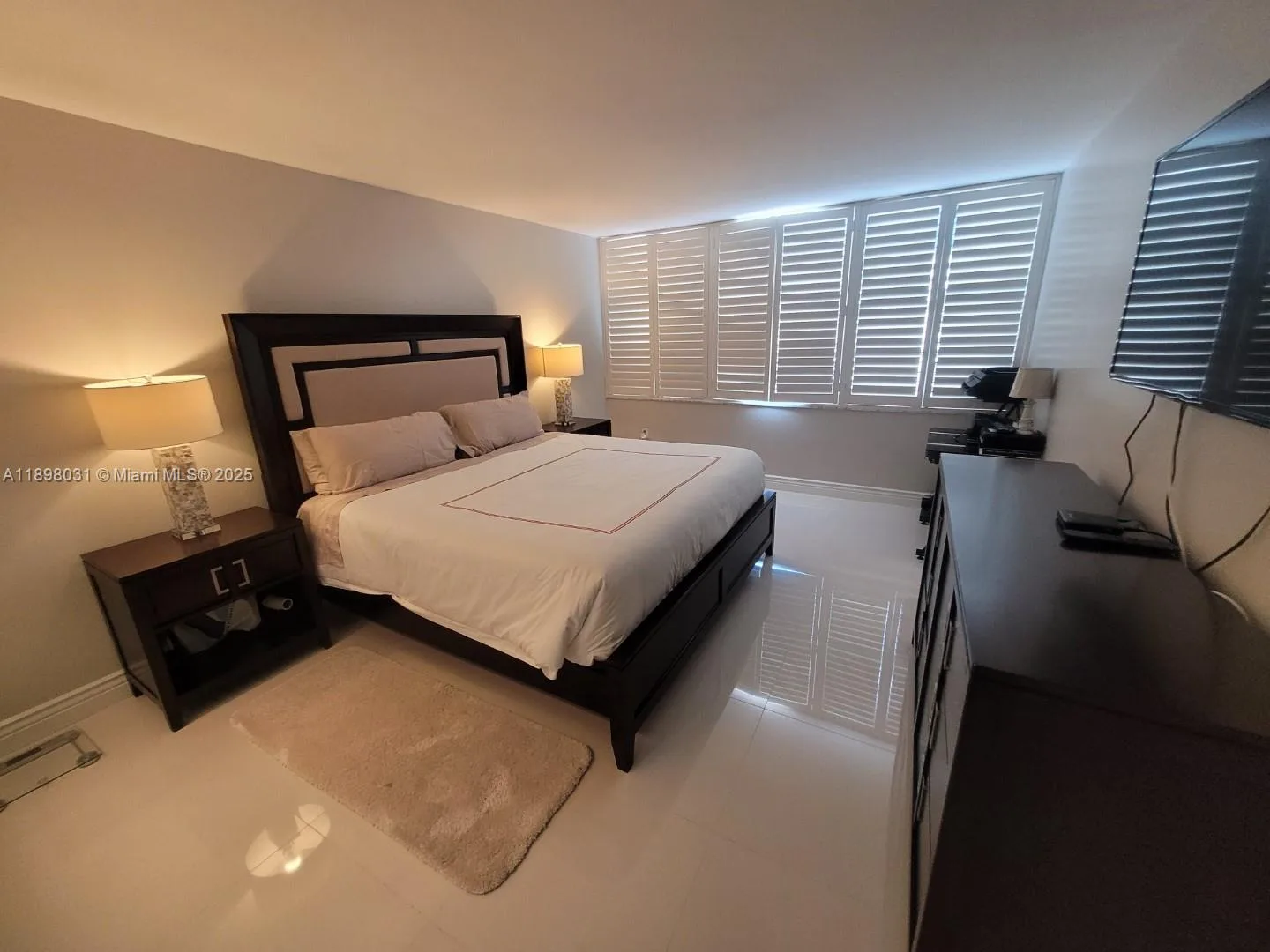 18071 Biscayne Blvd # 1801, Aventura, FL 33160 photo 5
