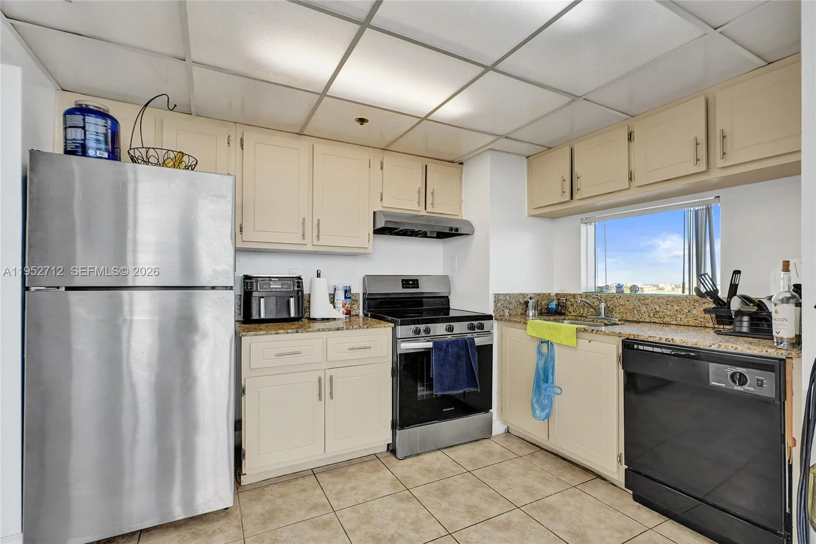 7601 E Treasure Dr # 1120, North Bay Village, FL 33141 photo 11