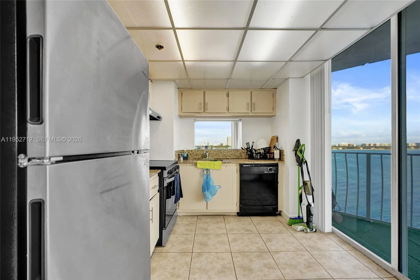 7601 E Treasure Dr # 1120, North Bay Village, FL 33141 photo 12