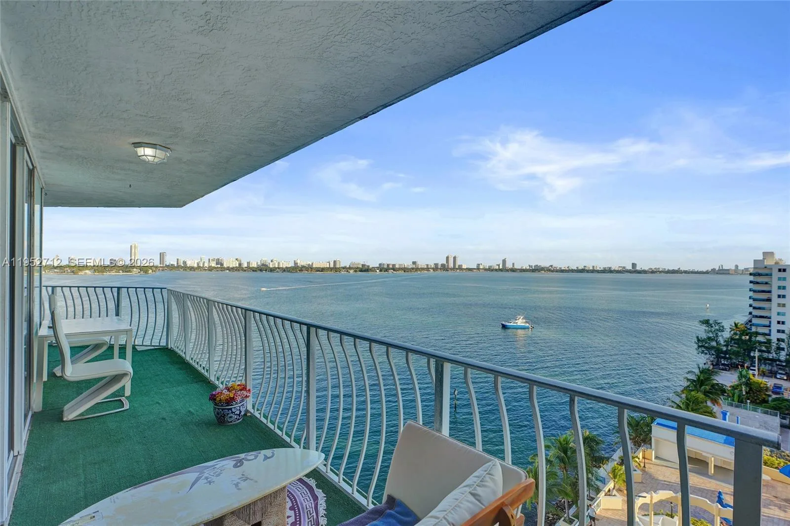 7601 E Treasure Dr # 1120, North Bay Village, FL 33141 photo 2