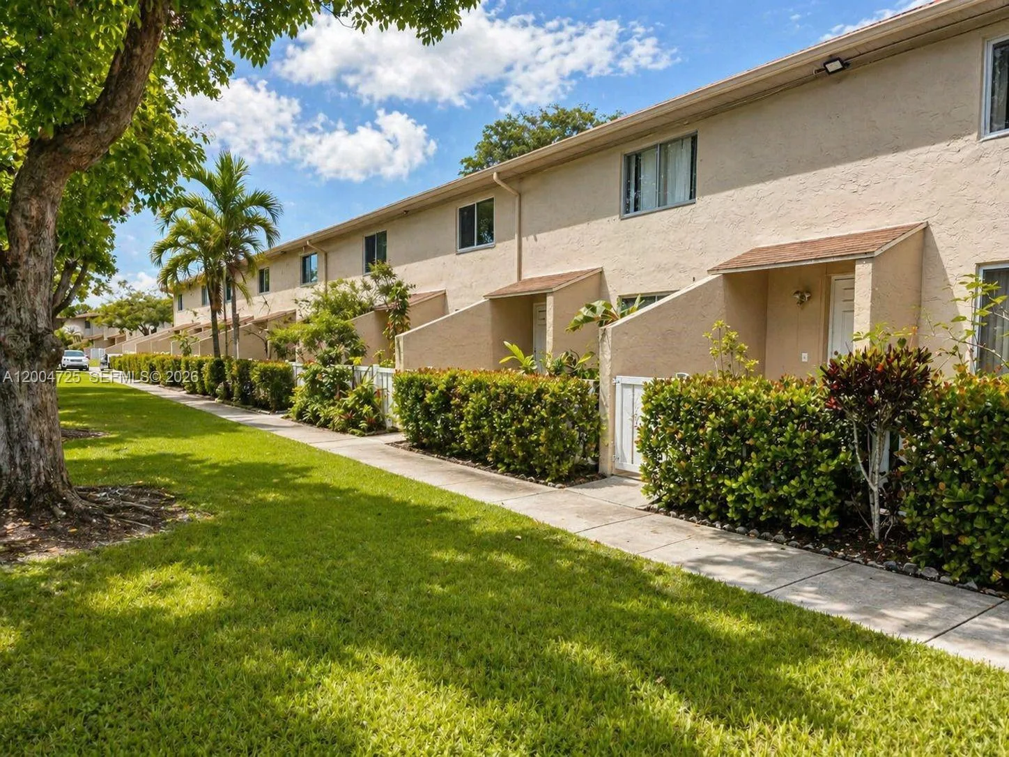 1531 NW 80th Ave # I, Margate, FL 33063 photo 2