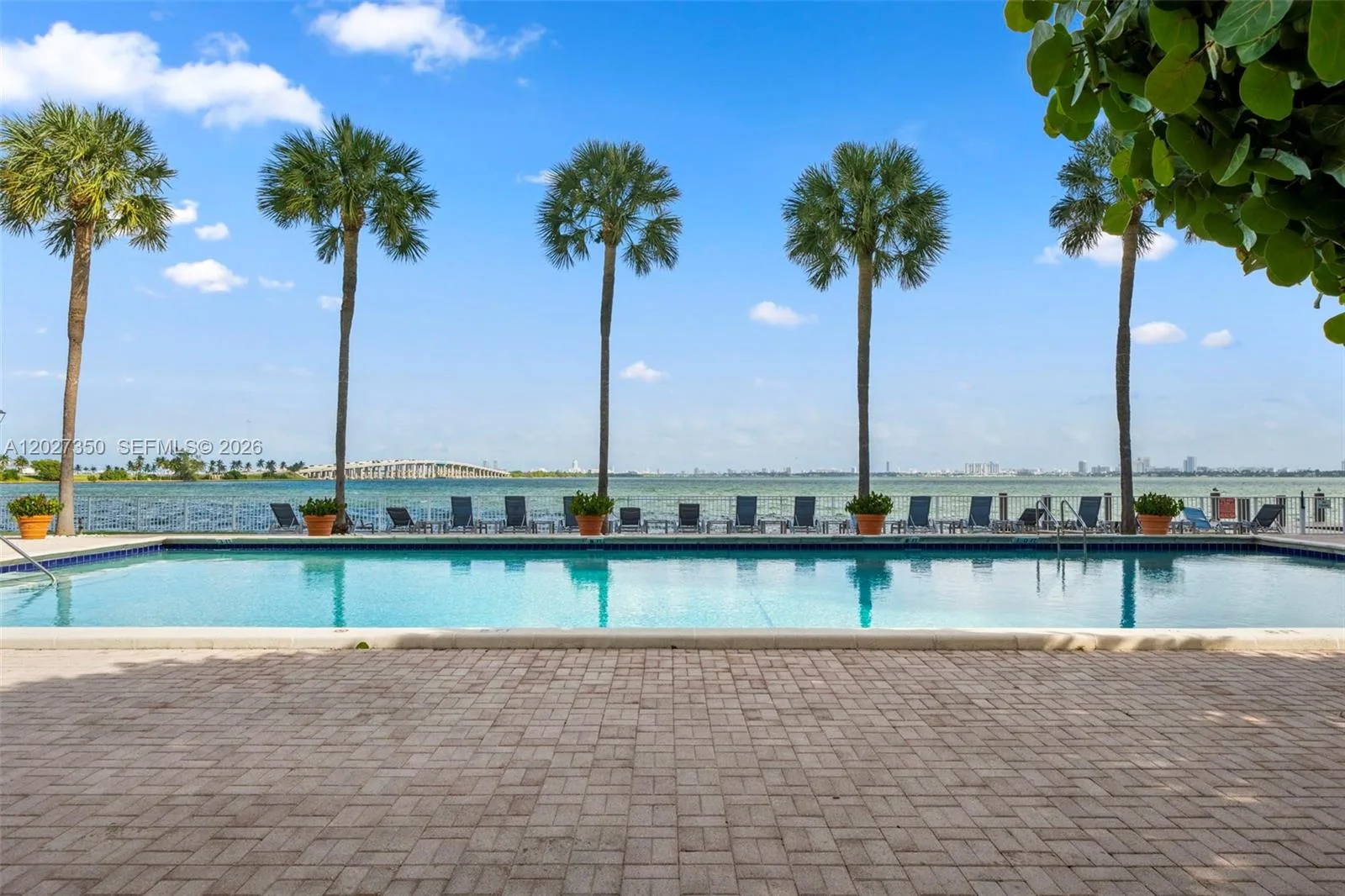 3301 NE 5th Ave # 720, Miami, FL 33137