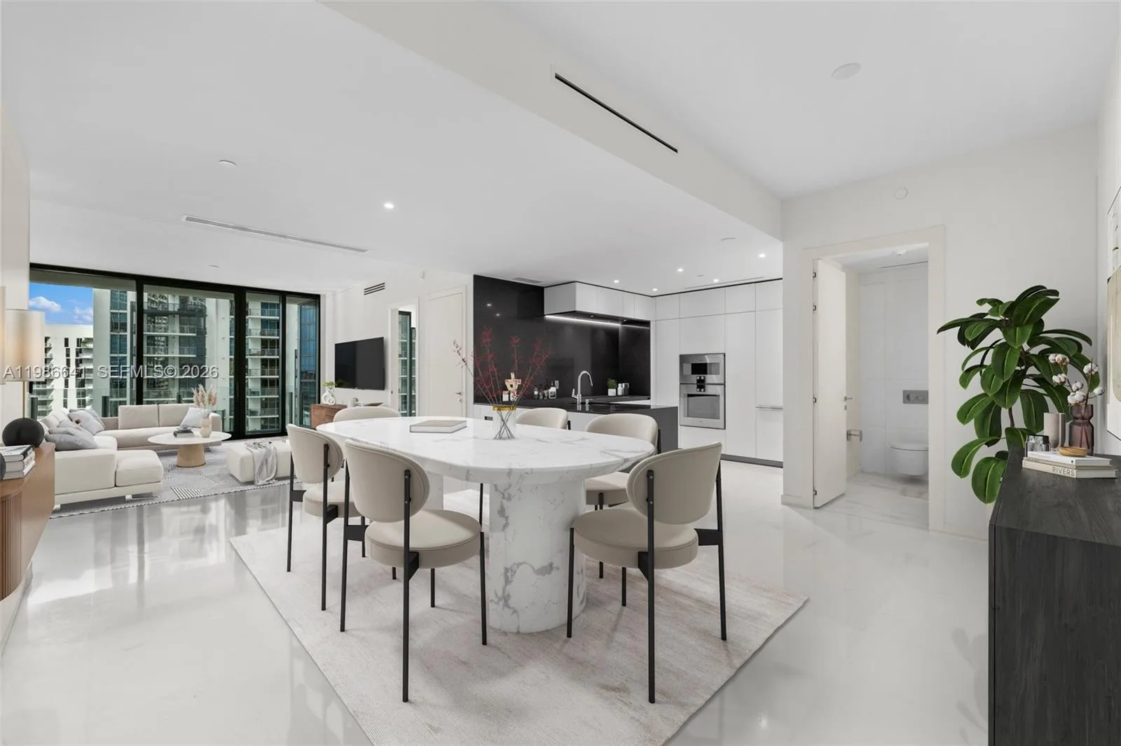 300 Biscayne Blvd Way # 2409, Miami, FL 33131 photo 13