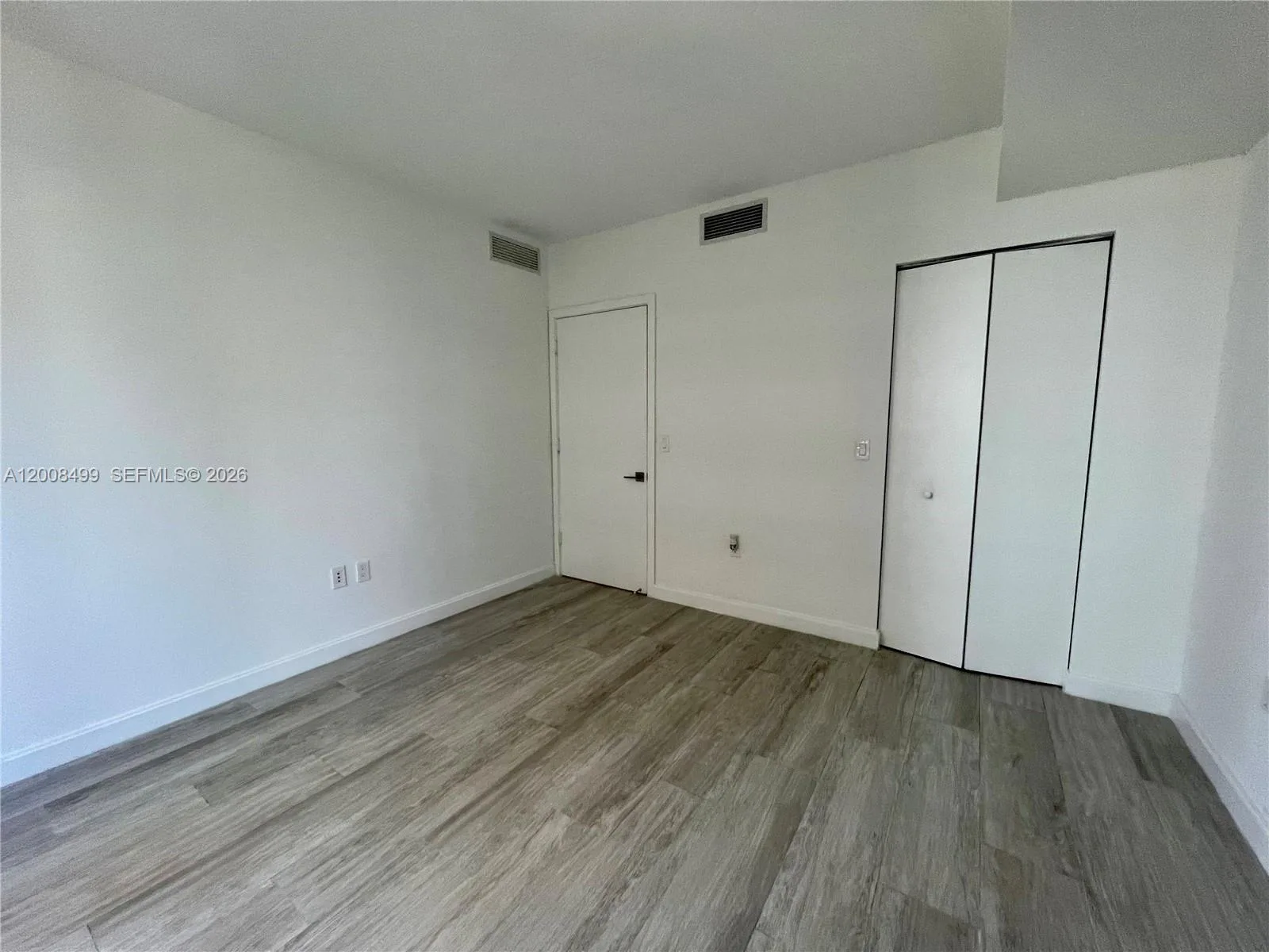 55 SW 9th St # 2702, Miami, FL 33130 photo 13