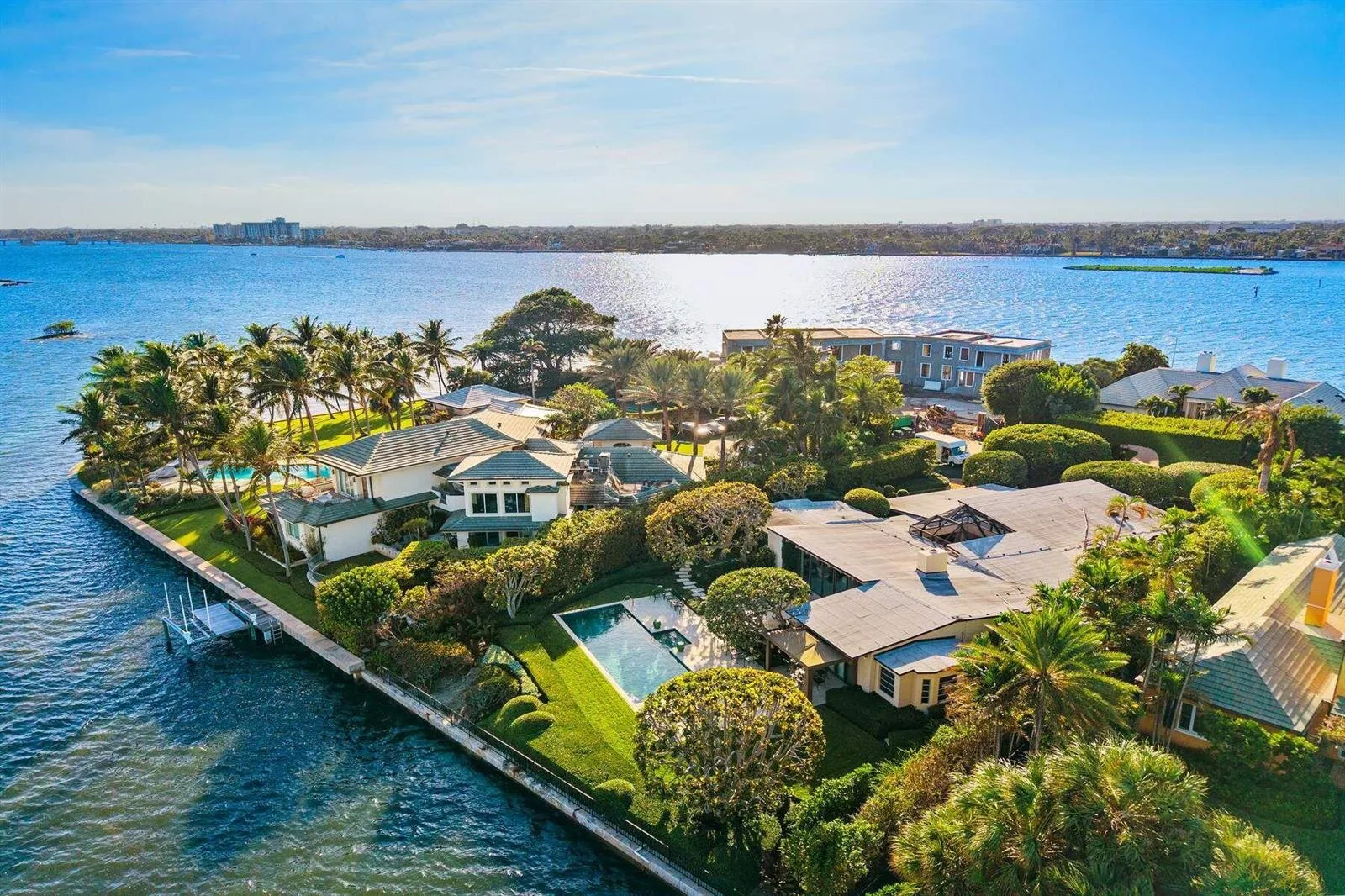 748 Island Drive, Palm Beach, FL 33480 photo 2
