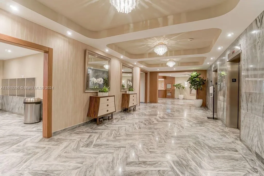 5401 Collins Ave # 1123, Miami Beach, FL 33140 photo 13