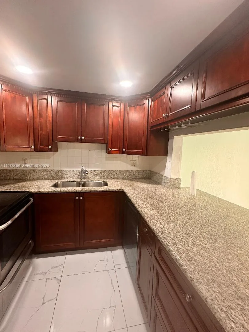 9400 SW 170th St # 103, Palmetto Bay, FL 33157 photo 5