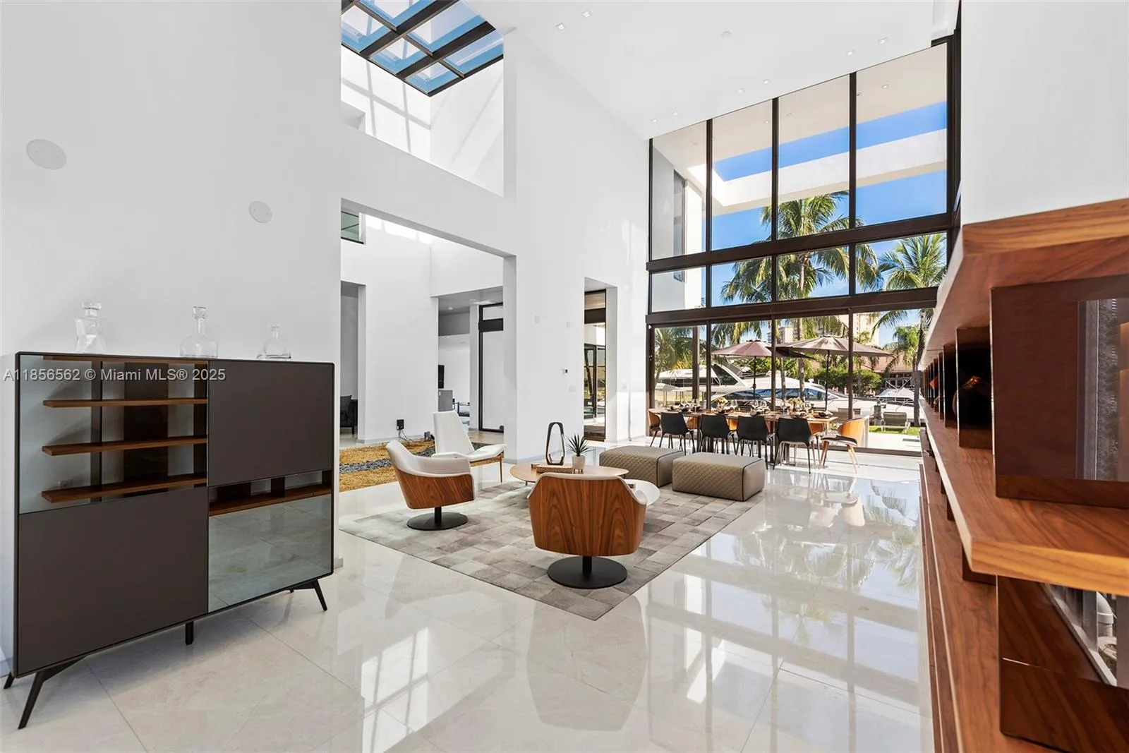 418 Sunset Dr, Hallandale Beach, FL 33009 photo 13