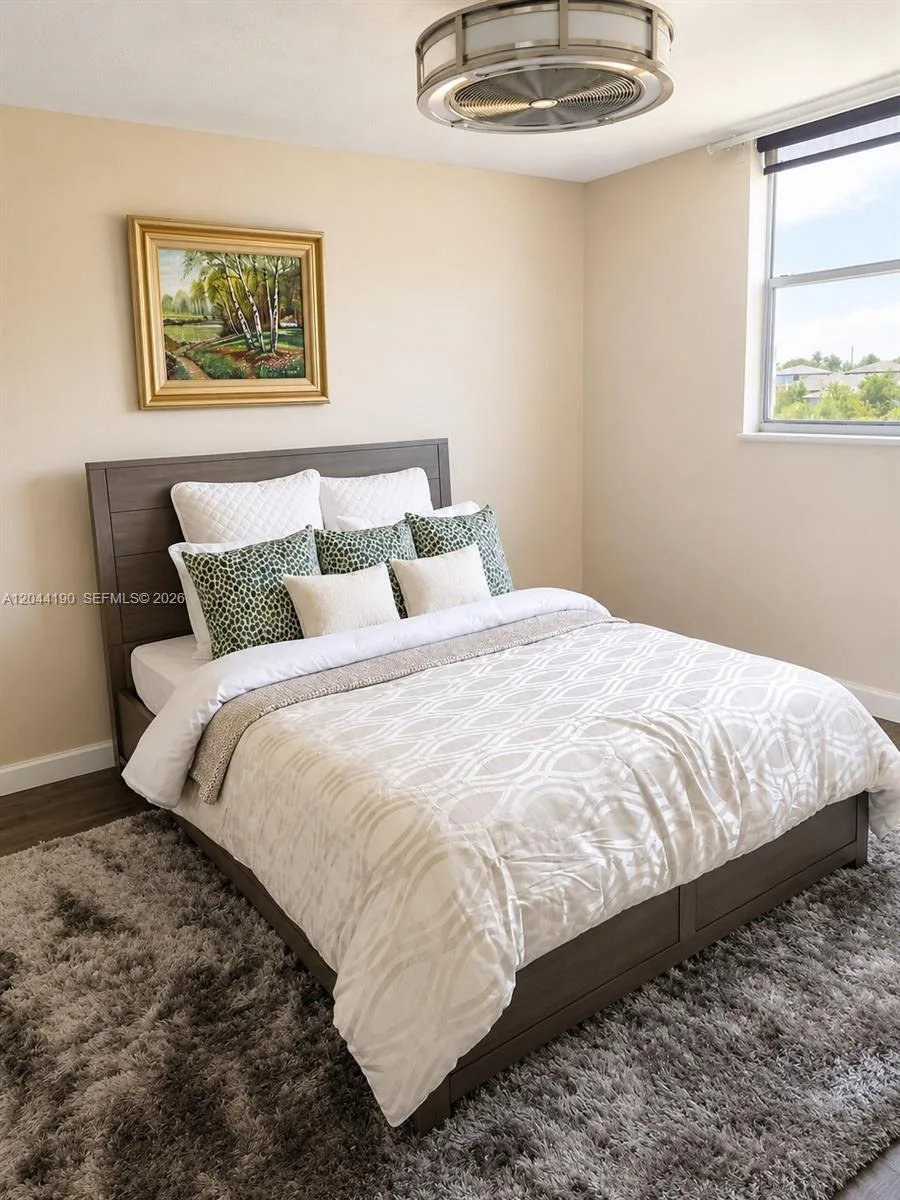 2821 Somerset Dr # 312, Lauderdale Lakes, FL 33311 photo 3