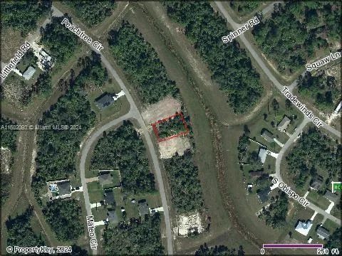 5025 N PEACHTREE CIR, La Belle, FL 33935