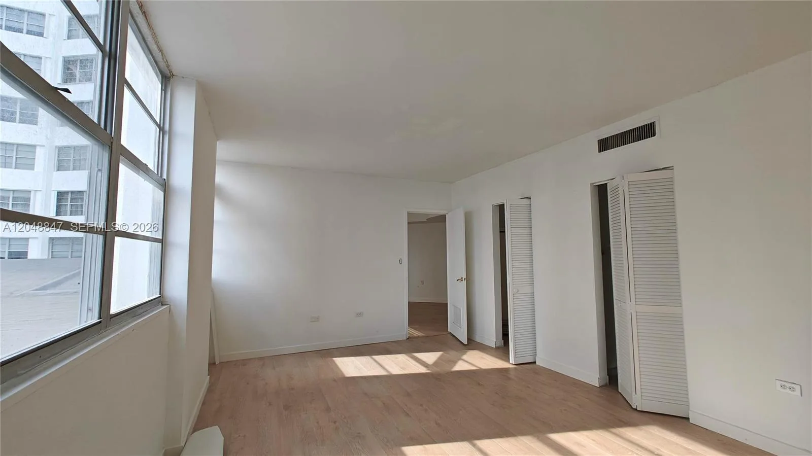 801 Brickell Bay Dr # 365, Miami, FL 33131 photo 3