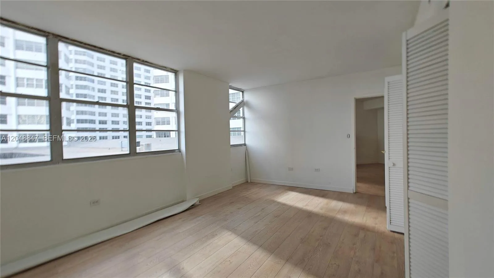 801 Brickell Bay Dr # 365, Miami, FL 33131 photo 4