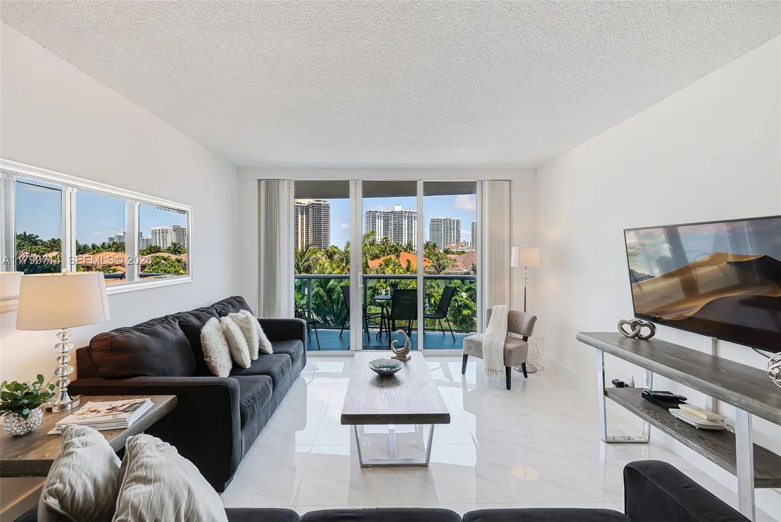 19370 Collins Ave # 324, Sunny Isles Beach, FL 33160 photo 2