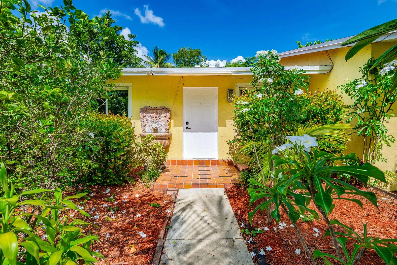2501 TAYLOR Street # C, Hollywood, FL 33020