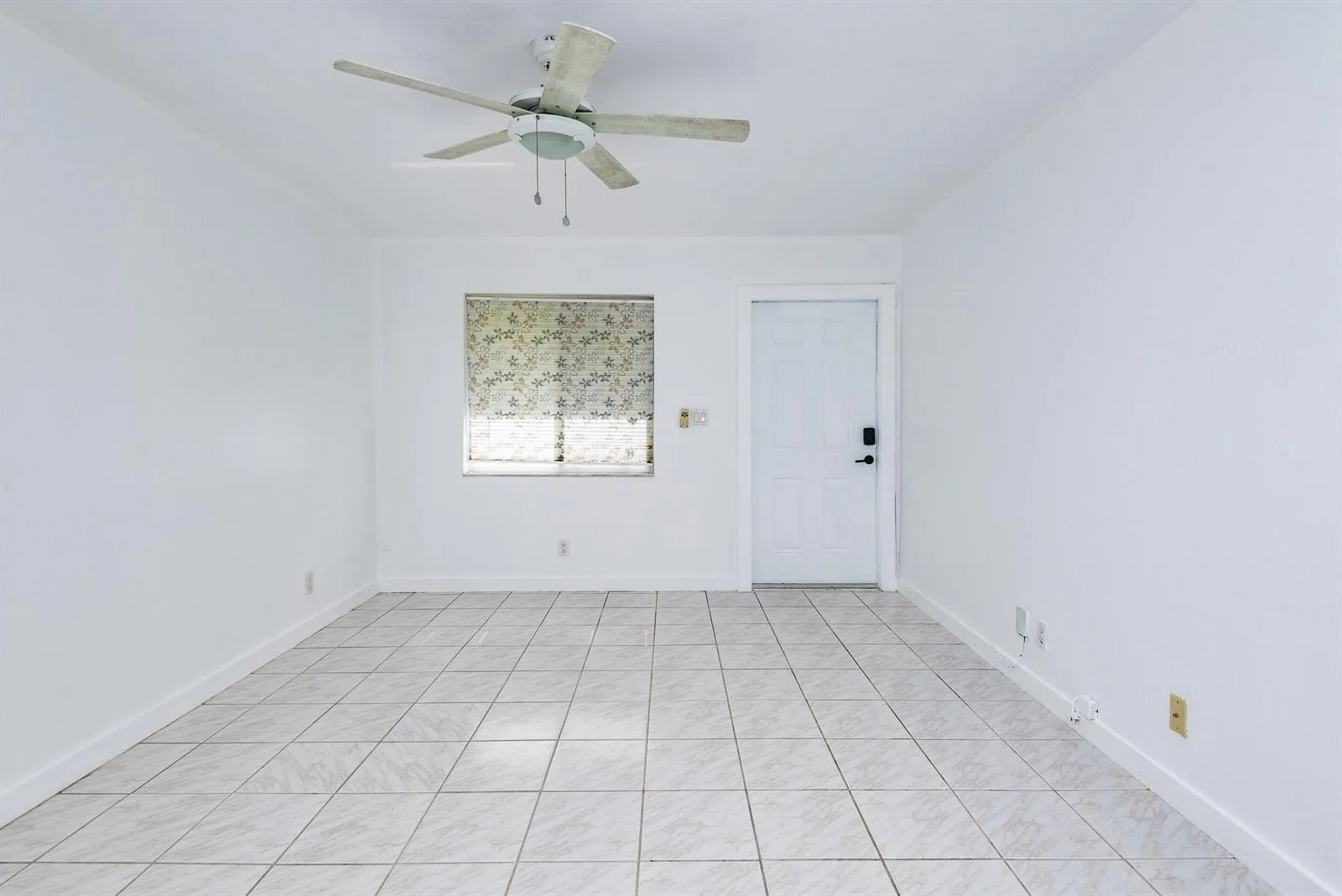 2501 TAYLOR Street # C, Hollywood, FL 33020 photo 4